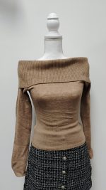 Ribbed Off-the-Shoulder Sweater - Image 2