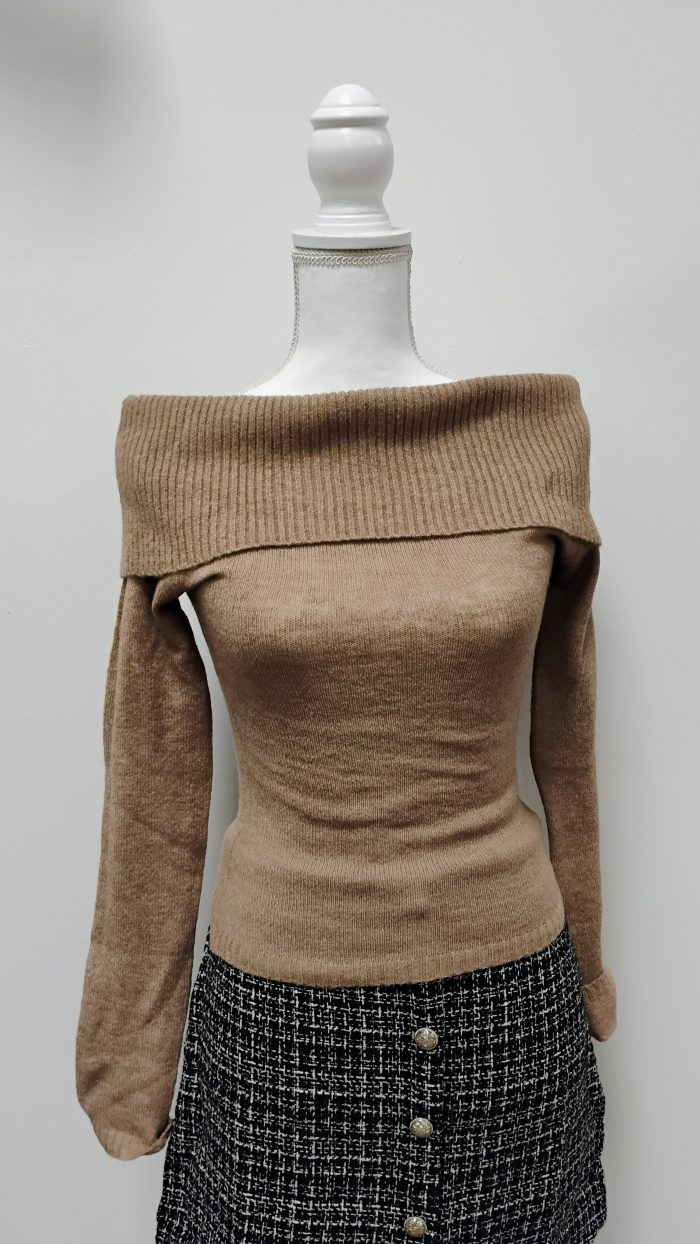 Ribbed Off-the-Shoulder Sweater - Image 2