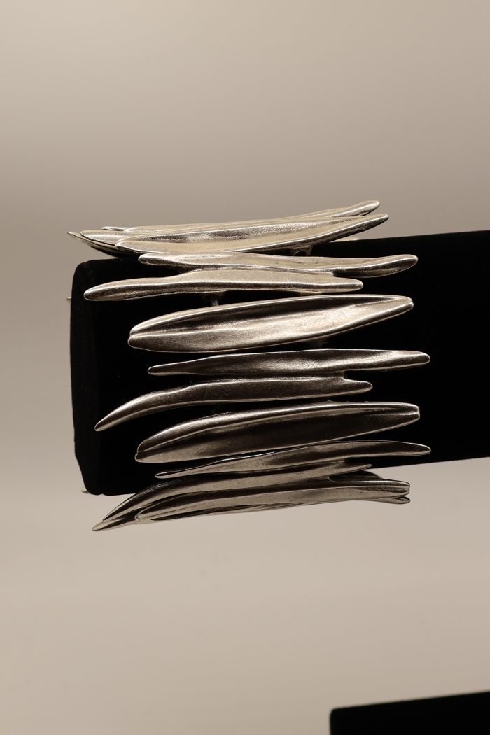 artisan stretch spiked bracelet - Image 1