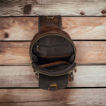 Leather sling pack - Image 3