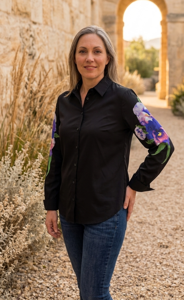Ravel Women’s Black Stretch Cotton Pansy Floral Sleeve Shirt – Tela's Boutique Fresno, CA - Image 1