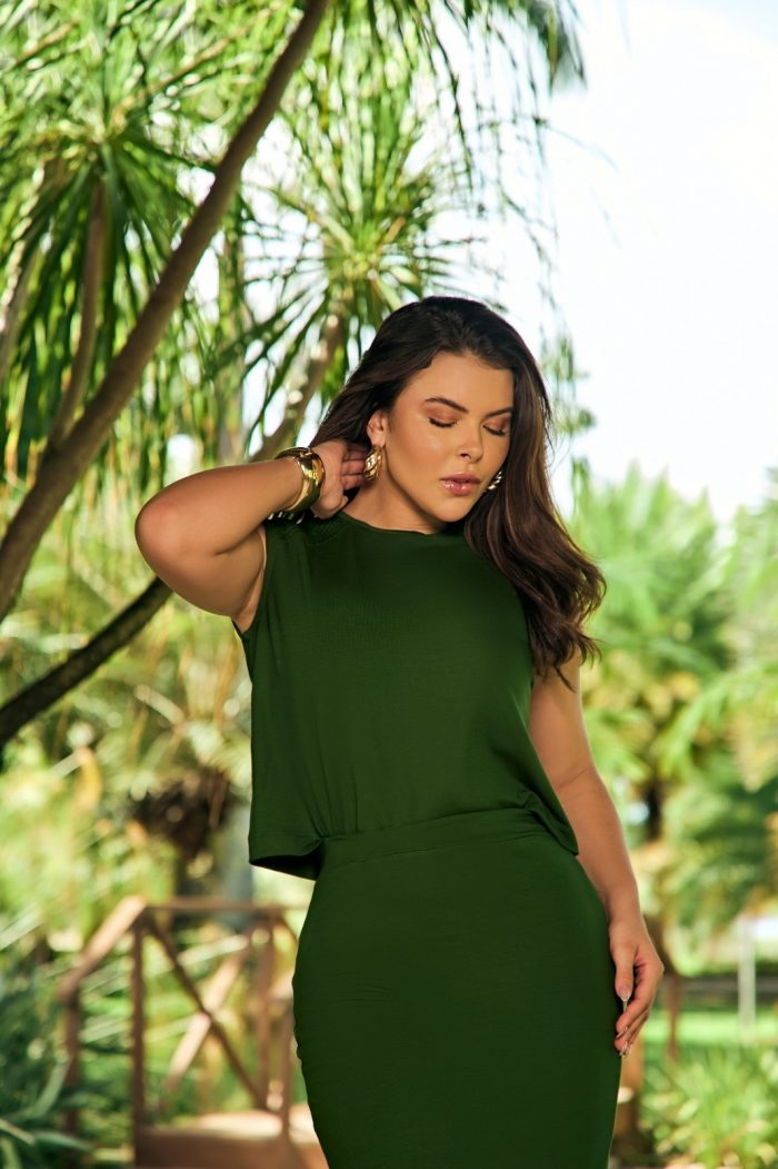 Mära by Top London | The Metropolitan Lined Shift Set in Forest Green - Image 1