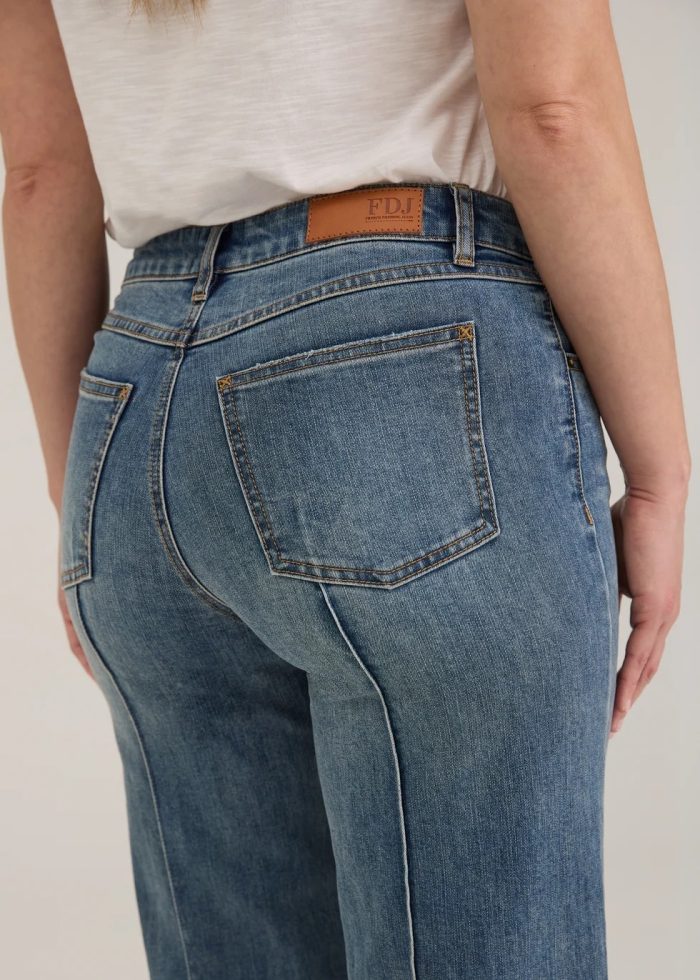 FDJ French Dressing Jeans Mid Rise Pleated Wide Gaucho Denim, Dark Wash - Image 5