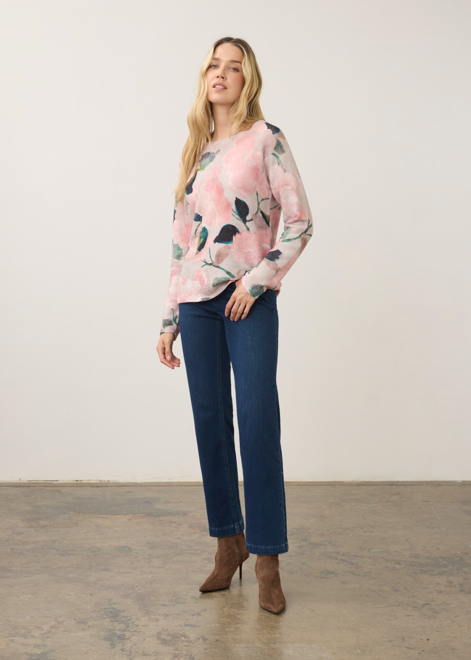 FDJ French Dressing Jeans long sleeve printed sweater in De Winter Pink style 1788314 full length view